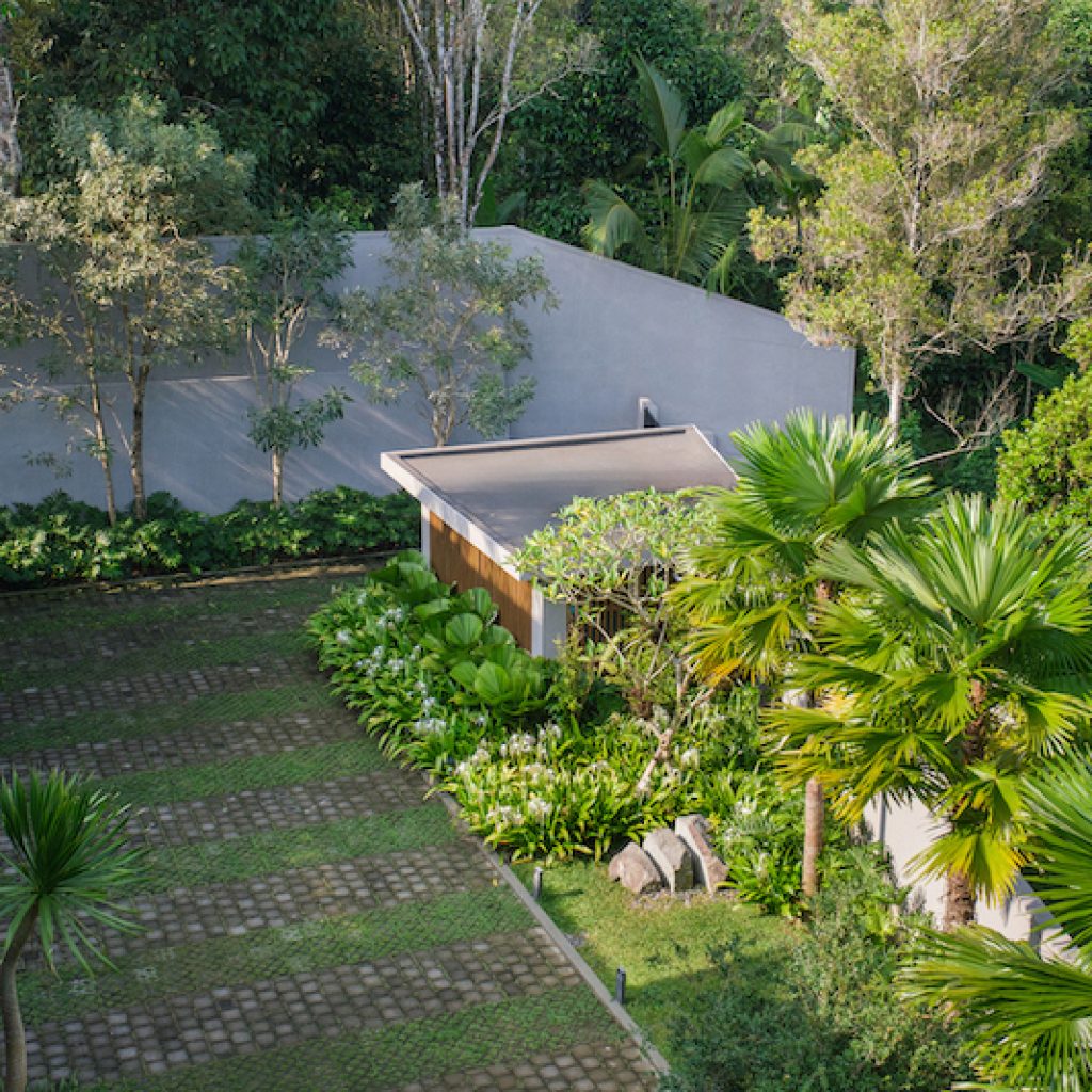 RUMAH JAMBRIT (SANGKAN HOUSE)