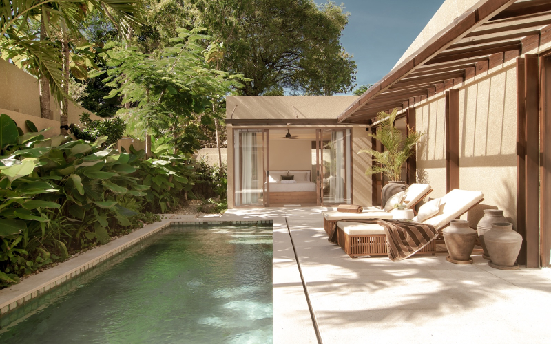 2_oasisvillas_kapuk_poolside_4